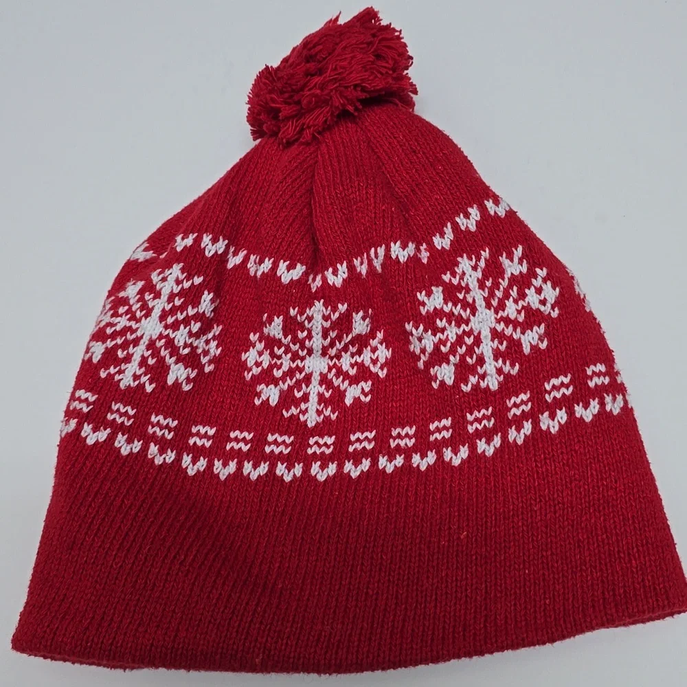 Red Snowflake Knit Beanie